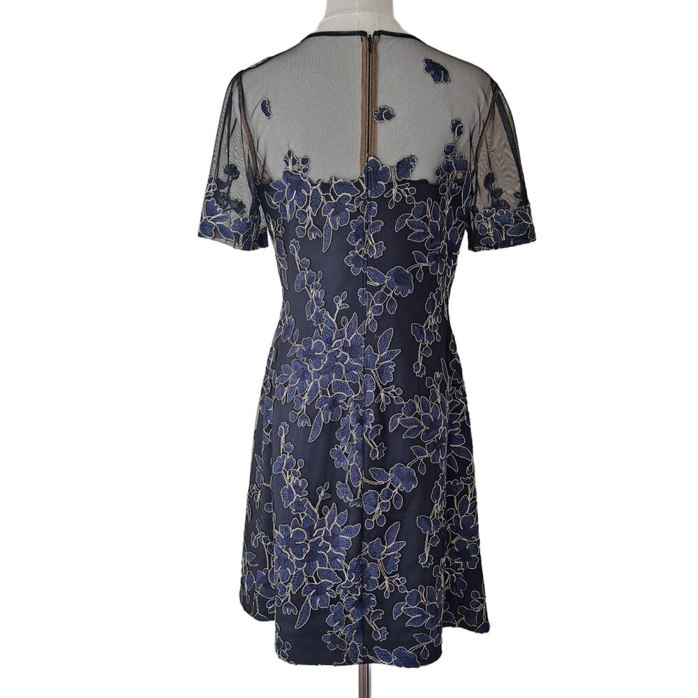 TADASHI SHOJI Cardea Embroidered Floral Tulle Cocktail Dress Size 6 Navy Gold - Picture 5 of 14